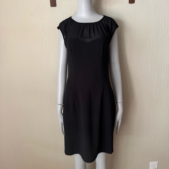 NWT H&M Sheer Sweetheart Neckline Little Black Dress Cocktail Party LBD Size 8 - Picture 4 of 16